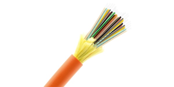 کابل شبکه داخلی که روکش نارنجی رنگ دارد و در غلاف زرد رنگی جندین کابل رنگارنگ را درخود جای داده است .