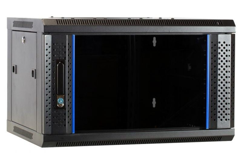 رک چیست؟رک محفظه‌دار (Enclosed / Cabinet Rack) در تصویر نمایش داده شده است. 