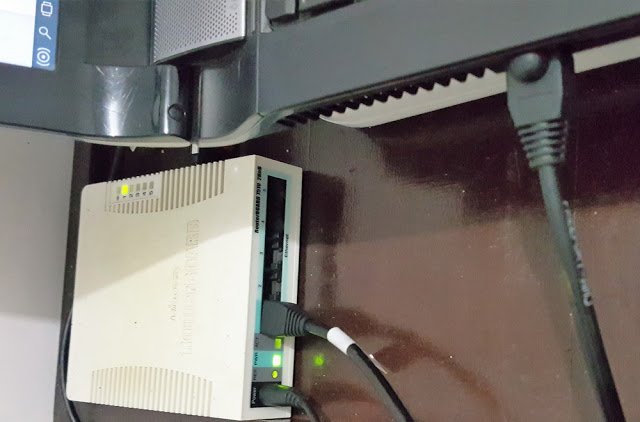 کابل اترنت برای نصب میکروتیک با کامپیوتر