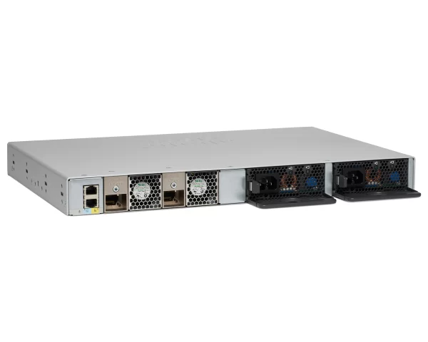 پنل پشتی سوئیچ Cisco catalystC9200-48P-E دارای 48 پورت اترنت گیگابیتی با پشتیبانی از Power over Ethernet Plus (PoE+) است.